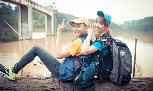 Hari Won thay Nha Phuong lam nu chinh trong 49 ngay 2