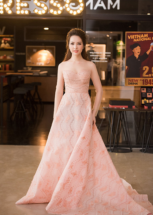 Thụy Vân hiện đang làm biên tập viên của Đài truyền hình VTV.