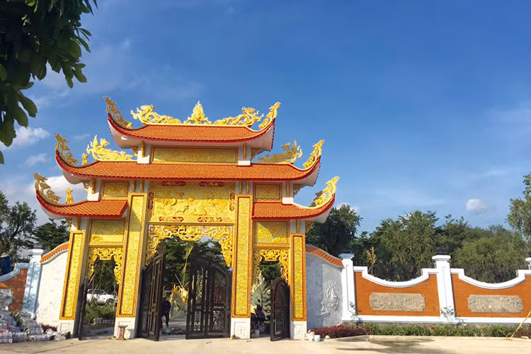 Anh nha tho To nghiep tram ty sap hoan thien cua Hoai Linh