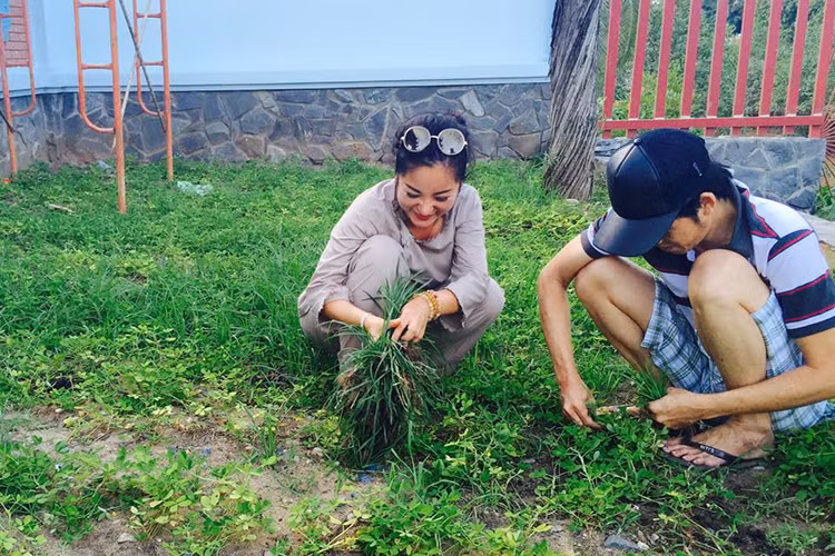 Anh nha tho To nghiep tram ty sap hoan thien cua Hoai Linh-Hinh-11