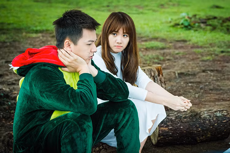 49 ngay 2 Ma nu Hari Won deo bam Ngo Kien Huy-Hinh-2