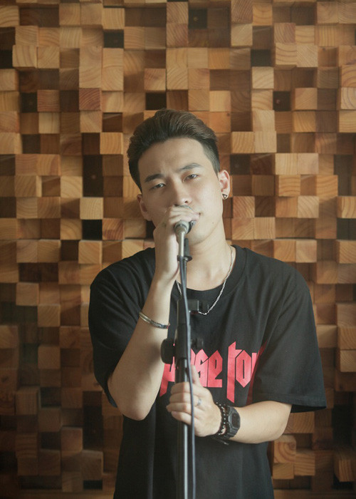 Quang Đạt lại được song ca với quán quân Vietnam Idol 2014 Nhật Thuỷ. Sự kết hợp của hai giọng hát có kỹ thuật điêu luyện được kỳ vọng rất nhiều trong gala 8 sắp tới đây. 