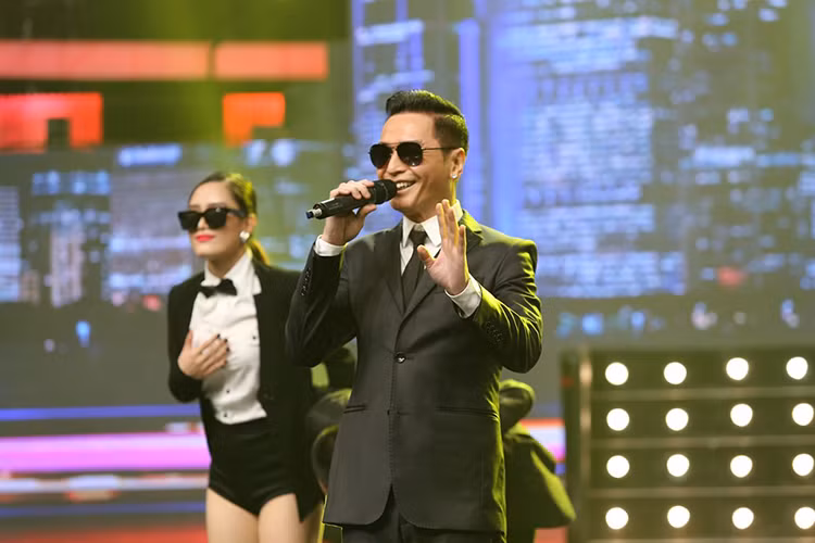 Nhat Kim Anh ban dung hoc tro To Ny tren truyen hinh