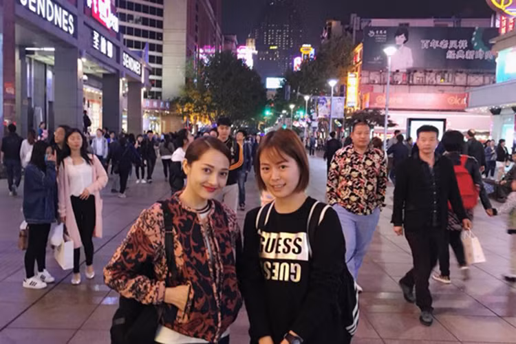 Bao Anh Ho Quang Hieu khong hen ma gap o Dubai-Hinh-8