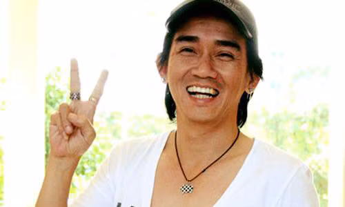 Sao Viet xuc dong chia se ky niem voi ca si Minh Thuan