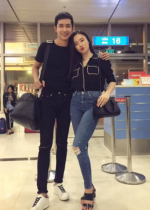 Ở ngoài đời, mối quan hệ của cặp đôi quân nhân Bách và cô giáo Linh của “Sứ mệnh trái tim” cũng rất thân thiết.