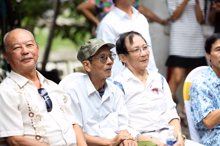 Nghe si Ha Noi te tuu ngay gio To nghe san khau-Hinh-8