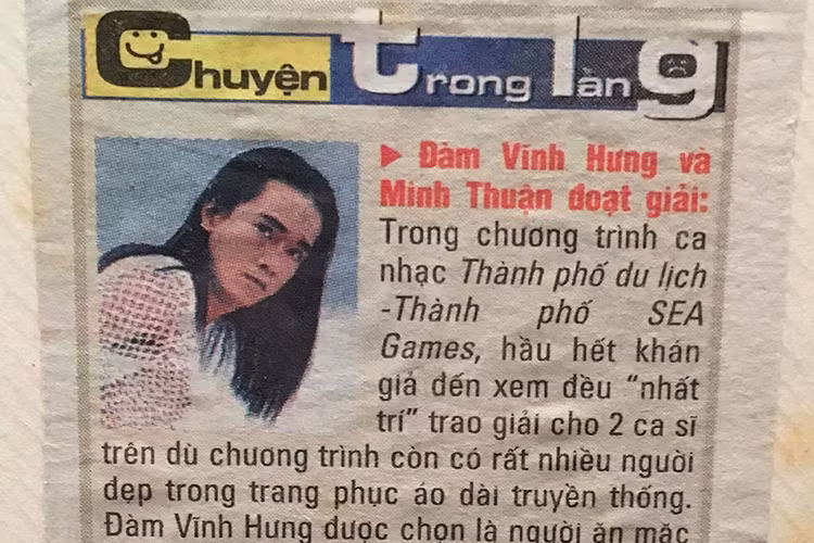  Minh Thuận từng đoạt giải "quả đầu" ấn tượng nhất với mái tóc chải chuốt nhuộm vàng trong chương trình ca nhạc Thành phố du lịch - Thành phố SEA Games.