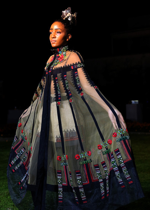 Không gian nơi đây thực sự lý rất lý tưởng để trình diễn BST “Hơi thở từ núi rừng Việt Nam”. 