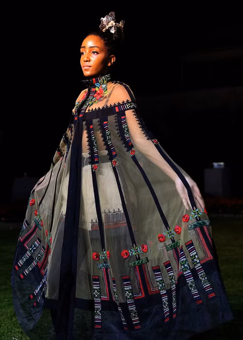 Không gian nơi đây thực sự lý rất lý tưởng để trình diễn BST “Hơi thở từ núi rừng Việt Nam”. 