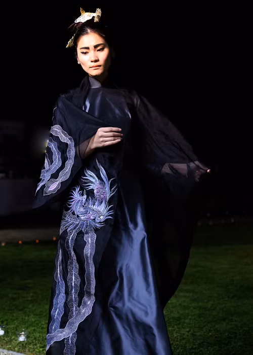 Buổi trình diễn đã khiến các người mẫu Pháp Việt cảm thấy phấn khích vì sự độc đáo và mới lạ mang tinh thần của một sự kiện văn hóa.