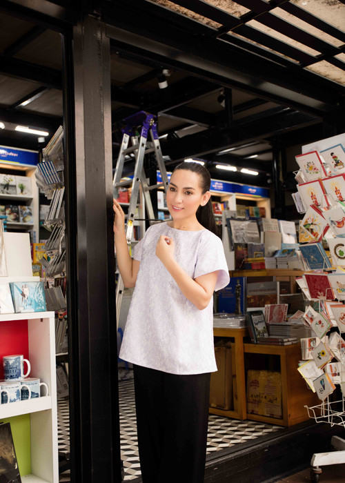 Tuy nhiên, Phi Nhung vẫn dạy Hồ Văn Cường, Thiêng Ngân và Tuyết Nhung phải học tập cho tốt trước khi nghĩ đến chuyện đi hát kiếm tiền. 