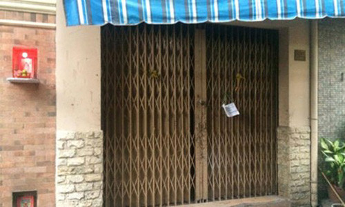 Ke phong hoa giet vo va con bat thanh ra dau thu