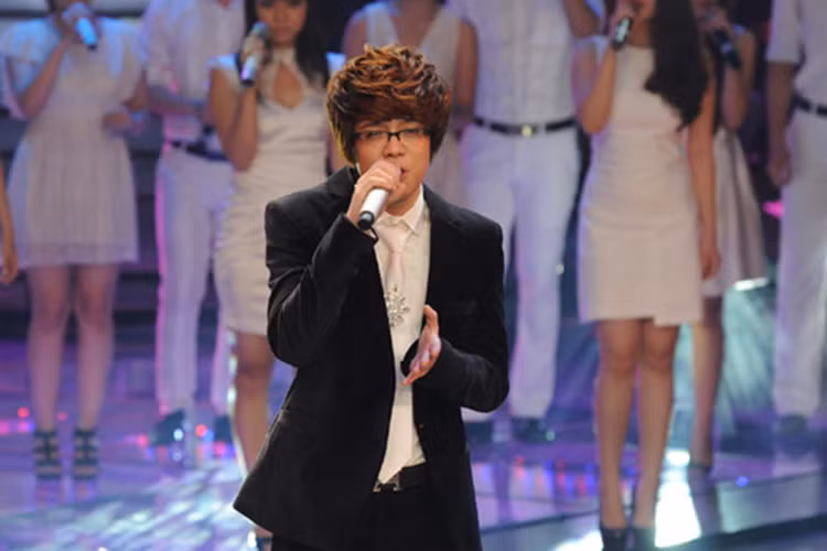 Sau khi roi The Voice 2012 Bui Anh Tuan gio ra sao-Hinh-2