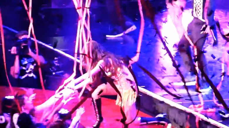 Nhung khoanh khac dang xau ho cua Selena Gomez-Hinh-2