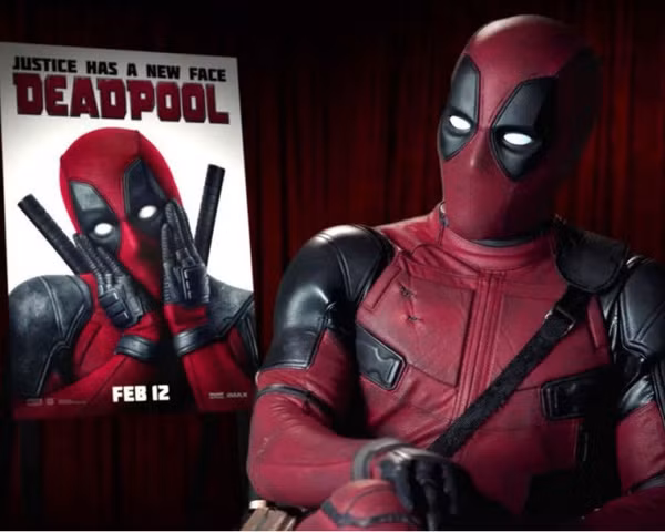 Trước ngày ra mắt, “Deadpool” không được nhiều khán giả biết tới vì gã khá xa lạ với những người không đọc truyện tranh. Đó cũng là một khó khăn rất lớn với “Deadpool”. Tuy nhiên, khó khăn cũng chẳng thể khiến họ lùi bước.