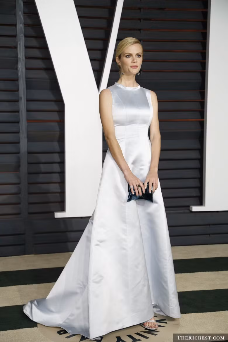 10 my nhan Hollywood dep man ma sau sinh-Hinh-5