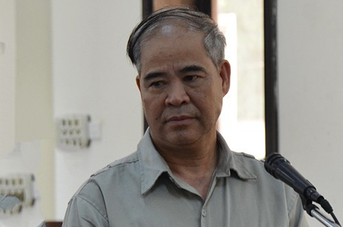 TAND tỉnh Phú Thọ phạt ông My án 3 năm 6 tháng tù về tội Giao cấu hoặc thực hiện hành vi quan hệ tình dục khác với người từ đủ 13 tuổi đến dưới 16 tuổi và 4 năm 6 tháng tù về tội Dâm ô đối với người dưới 16 tuổi. Tổng hình phạt 8 năm tù. Ông My phải bồi thường cho 9 bị hại tổng cộng 165 triệu đồng. Ông bị cấm đảm nhiệm hành nghề trong hai năm kể từ khi chấp hành xong án phạt tù.