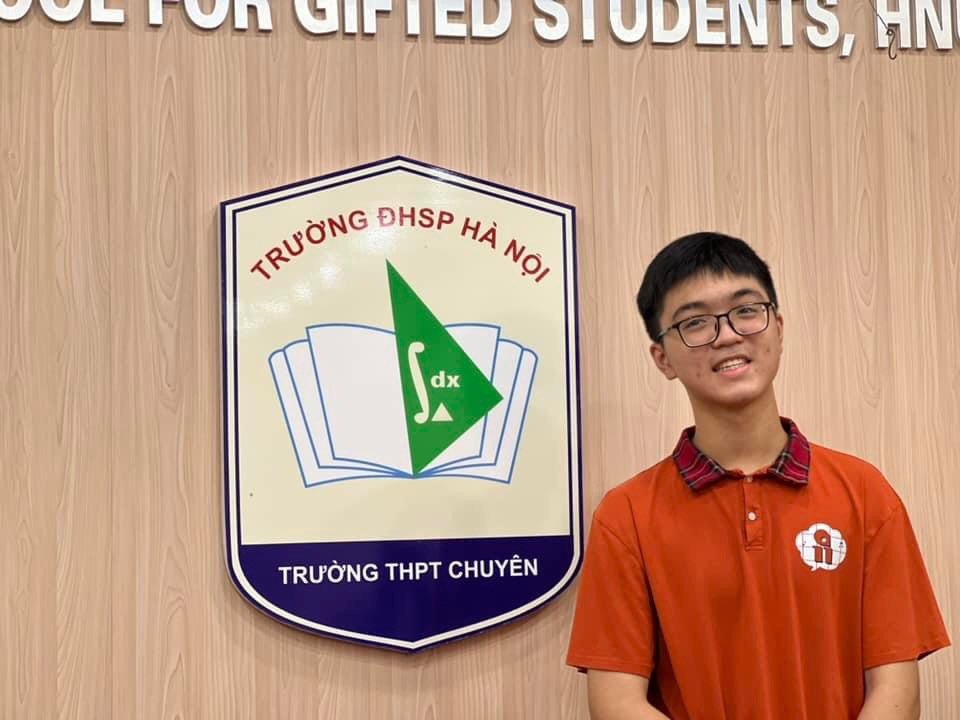 Thu khoa Phuong Khai Minh tiet lo ly do “dac biet” khi chon chuyen Su pham-Hinh-2