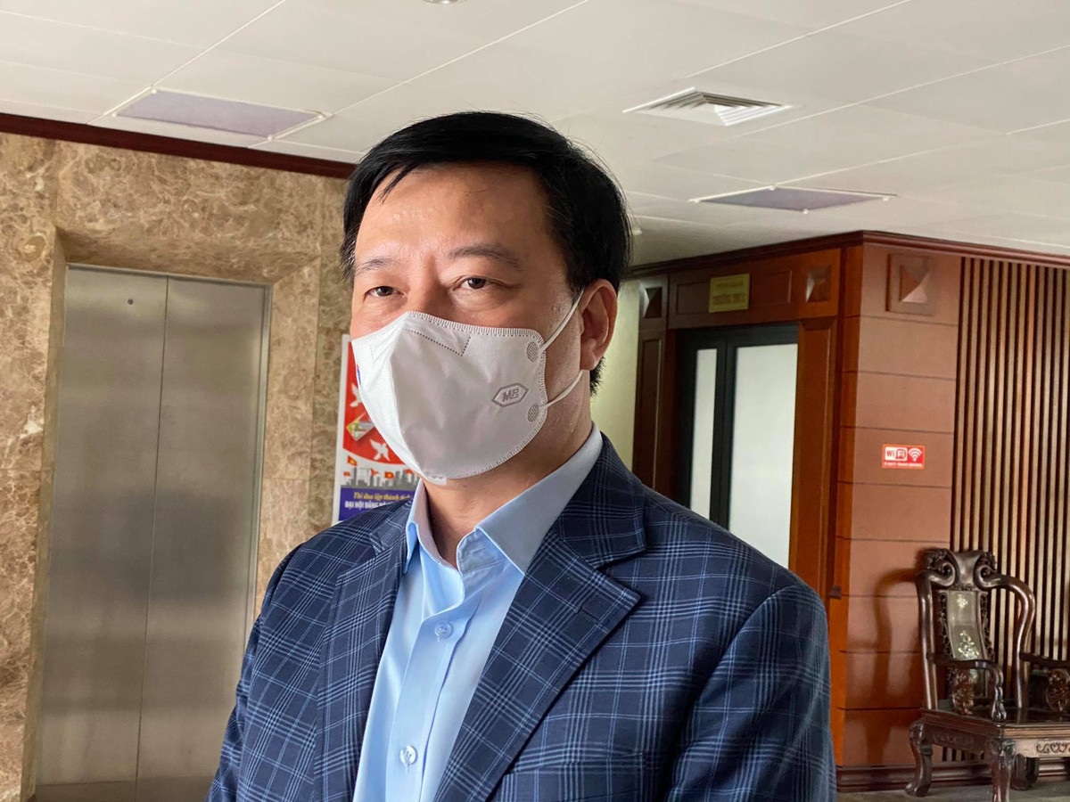 Tháng 11/2003 - 1/2007, ông là Tỉnh ủy viên, Uỷ viên Ban thường vụ Trung ương Đoàn, Bí thư Tỉnh đoàn Hải Dương, Chủ tịch Hội Liên hiệp thanh niên Việt Nam tỉnh Hải Dương. Ông đồng thời là Đại biểu HĐND tỉnh Hải Dương khóa XIV. Thời gian này, ông Thăng học cao học Quản lý khoa học và công nghệ tại trường Đại học KHXH&amp;NV. 