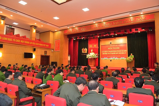 Gioi thieu Dai tuong To Lam ung cu DBQH khoa XV