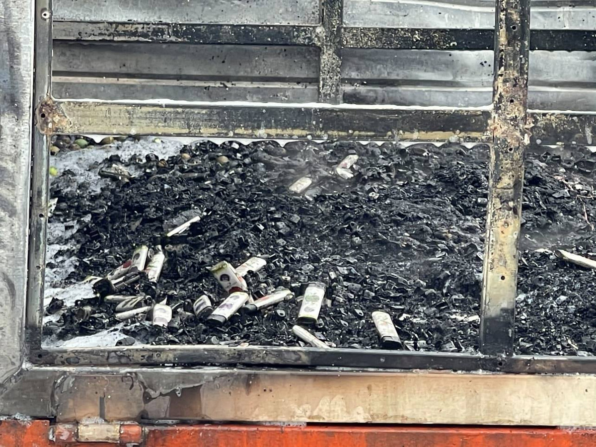 Hiện lực lượng chức năng tỉnh Hải Dương đang điều tra làm rõ nguyên nhân và xác định thiệt hại vụ cháy gây ra. 