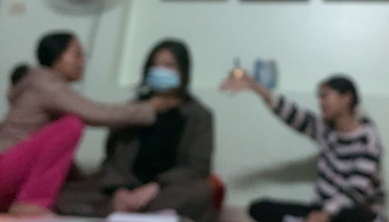 “Than y” chua ung thu, COVID bang cach... nho nuoc bot: Neu lua, co hinh su?