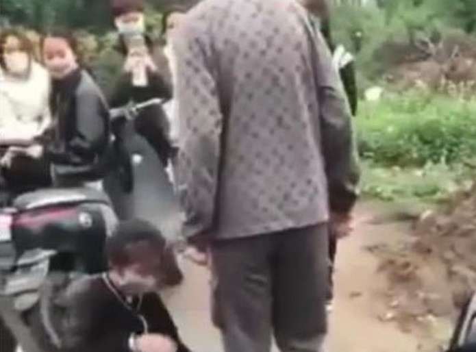 Nu sinh Hai Phong bi danh hoi dong da man: Cong an vao cuoc