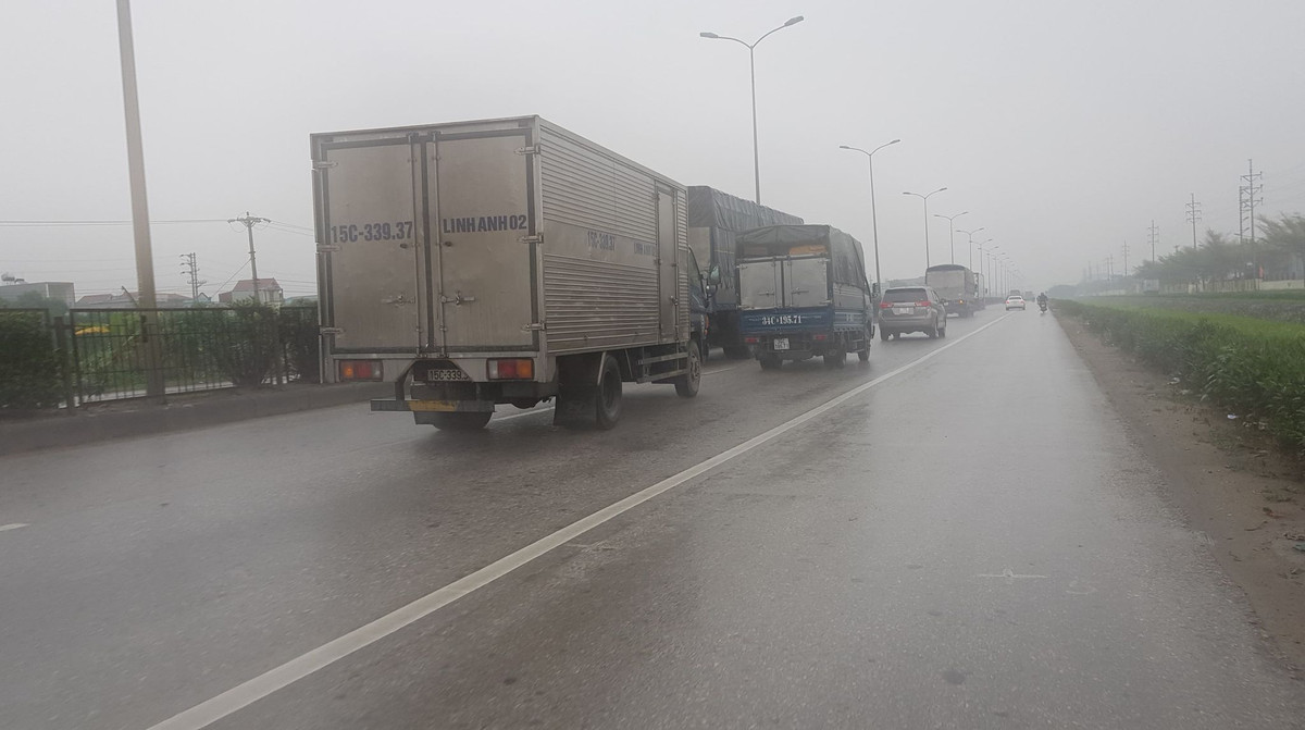 Đa số là xe chở hàng hóa.