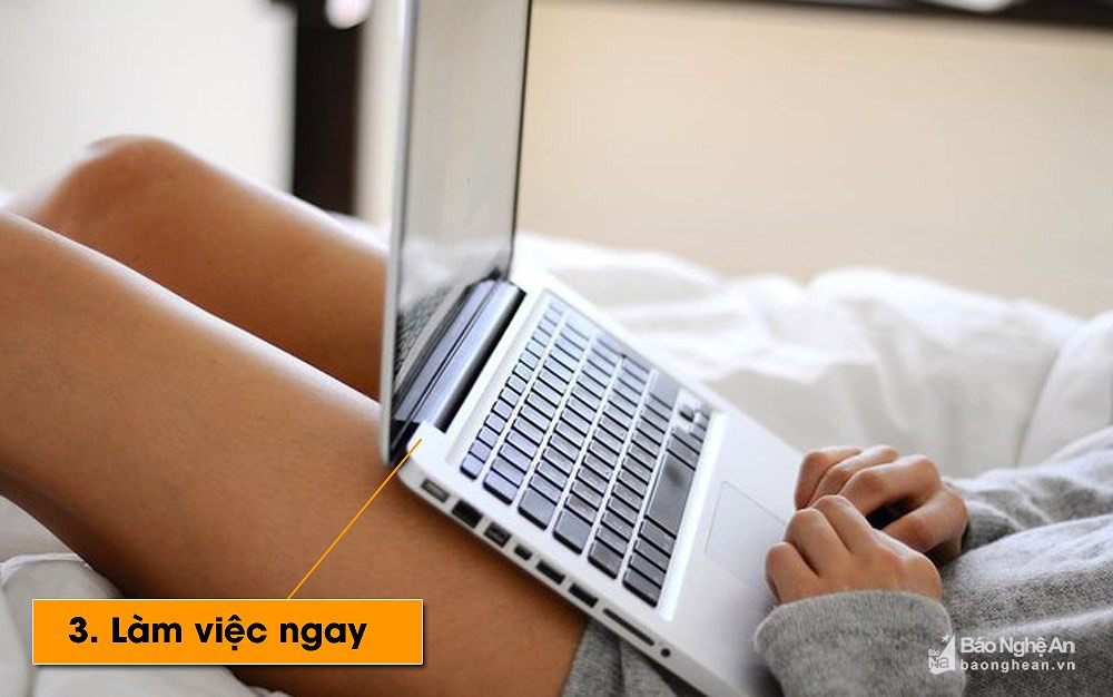 7 thoi quen sau khi thuc day co the khien ban ton tho-Hinh-3