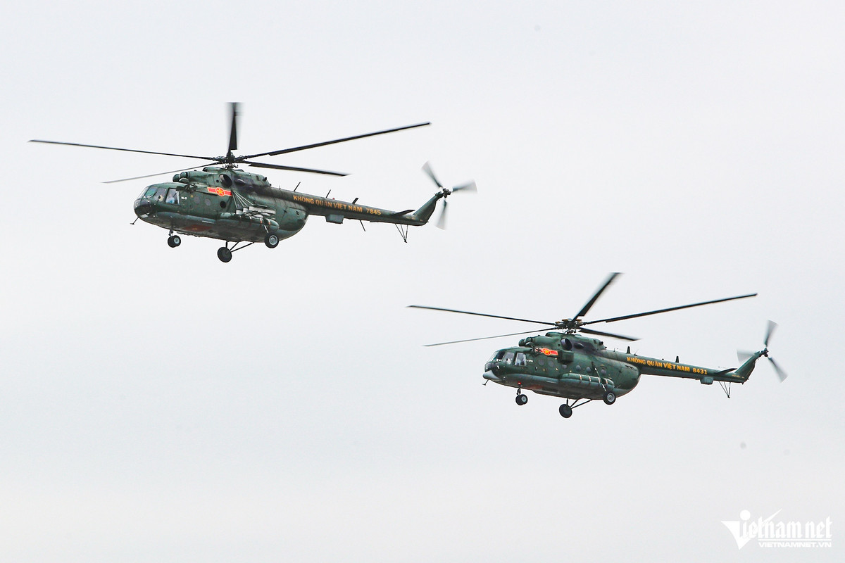 Các doanh nghiệp quốc phòng trong nước và quốc tế trưng bày, giới thiệu các phương tiện chiến đấu, giải pháp công nghệ, vũ khí, trang bị sử dụng cho lực lượng Hải quân, Lục quân, Phòng không - Không quân, tác chiến không gian mạng và các trang thiết bị hậu cần, kỹ thuật.