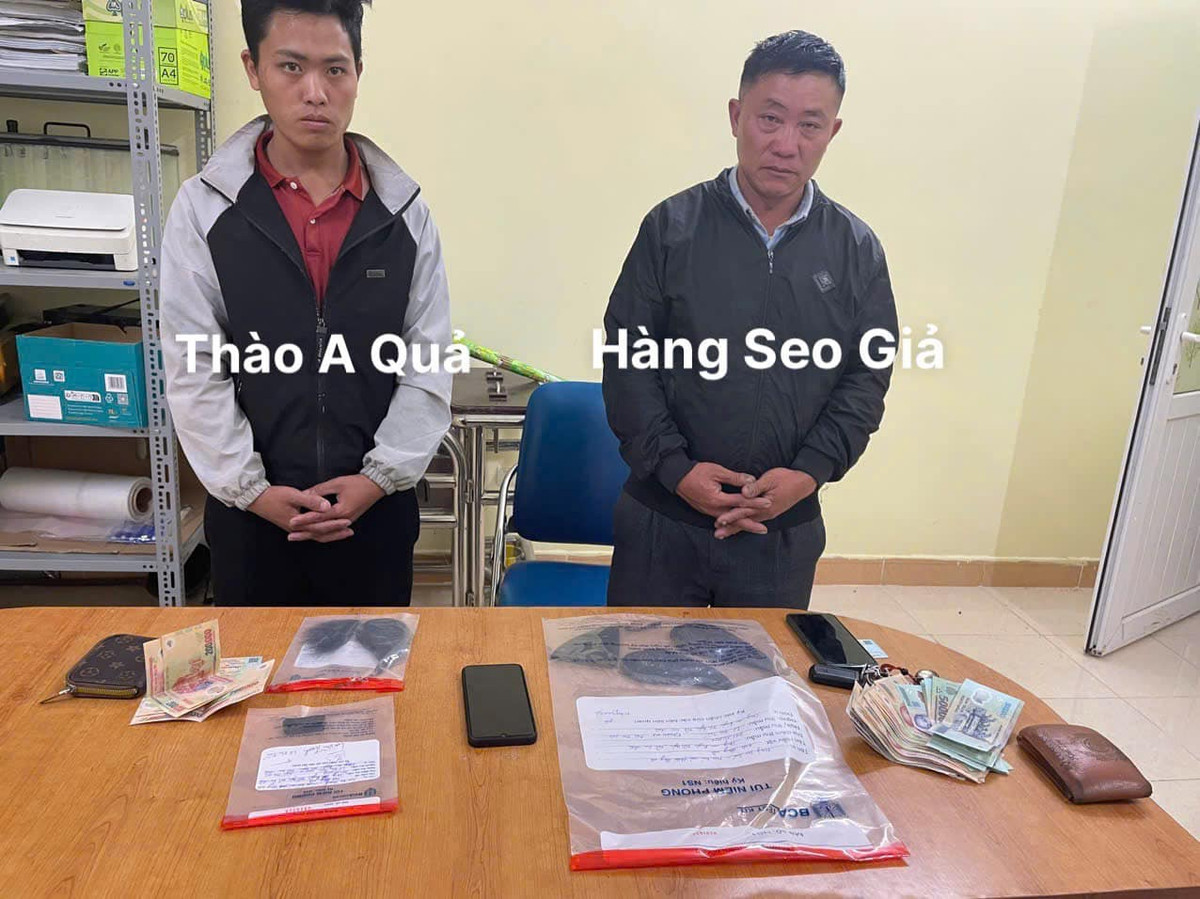 Bắt tạm giam 2 đối tượng lừa bán số lượng lớn mật gấu giả Bat tam giam 2 doi tuong lua ban so luong lon mat gau gia