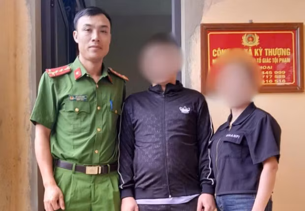 Giai cuu thanh nien bi ban sang Campuchia: “...Chau nhu duoc sinh ra lan hai”