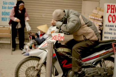 Những manh mối, dấu hiệu lạ bất thường xung quanh hiện trường được triển khai rà soát kỹ lưỡng từ xe ôm, cô gái bán cà phê... nhưng hung thủ vẫn rất bí ẩn. Rà soát các mối quan hệ từ công việc làm ăn, quan hệ xã hội, tình cảm... của nạn nhân cũng không có gì nổi bật. (Ảnh minh họa, nguồn internet) 