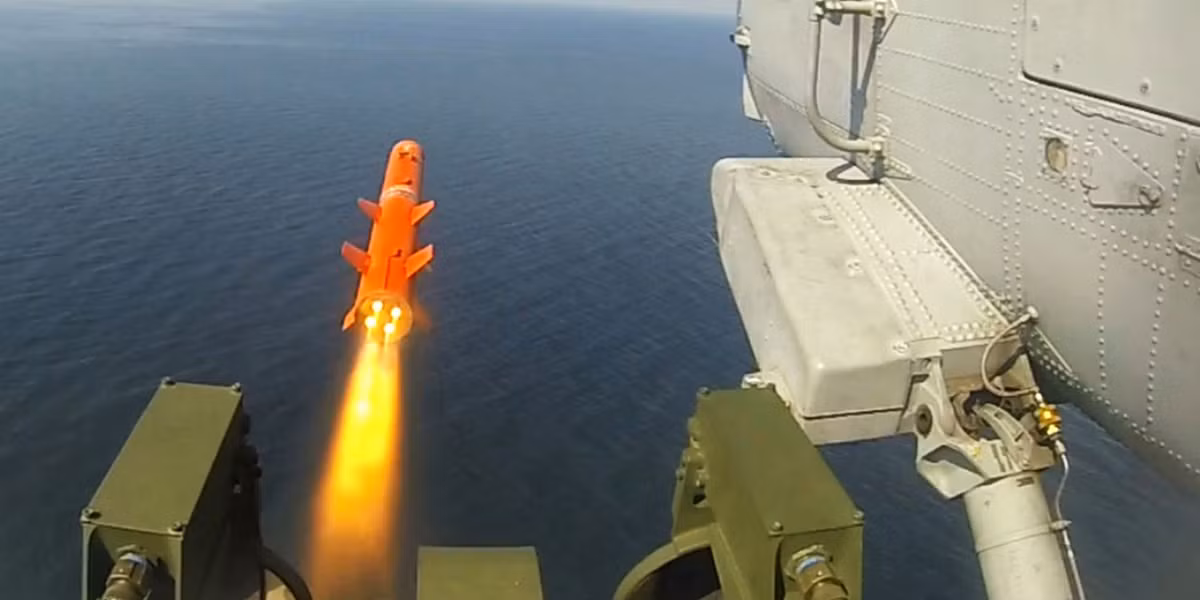 UMATAS đạt tầm phóng từ 500-8.000m, trang bị đầu dẫn ảnh nhiệt hoặc laser.