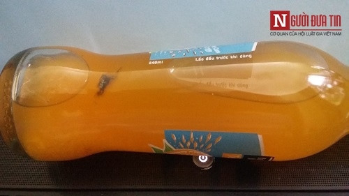 Choang voi vat the la lom ngom trong nuoc cam Coca Cola VN-Hinh-4