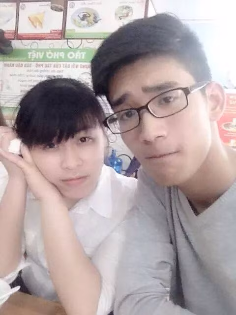 Minh Tuấn cho biết nhờ có sự giúp đỡ của mọi người và tình cảm chân thành mà cậu mới có đủ sự can đảm, dũng khí đứng trước Phương Thảo và đông đảo bạn bè, sinh viên trong trường để “làm điều đó”.