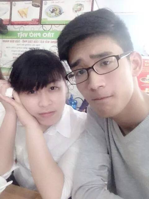 Minh Tuấn cho biết nhờ có sự giúp đỡ của mọi người và tình cảm chân thành mà cậu mới có đủ sự can đảm, dũng khí đứng trước Phương Thảo và đông đảo bạn bè, sinh viên trong trường để “làm điều đó”.