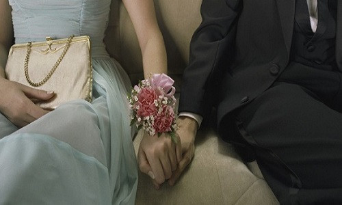 Tôi đâu có ngờ, anh khóc vì đang nhớ người cũ. (Ảnh minh họa)