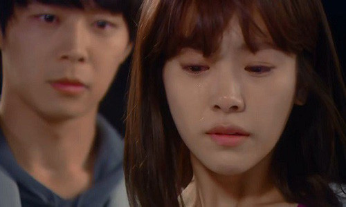 Nghe Hà kể lại sự việc xảy ra hôm ấy với mẹ mà tôi đau quá. (Ảnh minh họa)