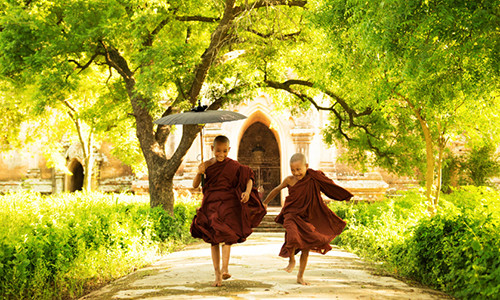 “Lam sao song thanh than, vut bo moi buon lo?”