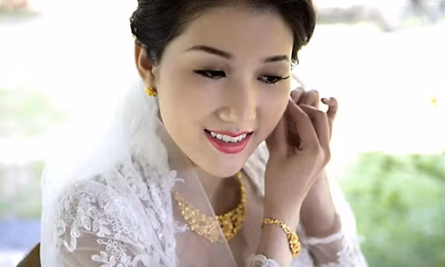 Chong tre hut hang trong dem tan hon vi so thich quai dan cua vo