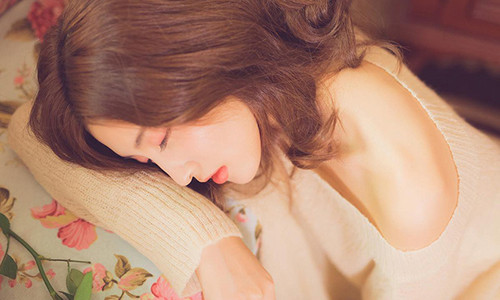 Cô gái rơi vào bế tắc vì bỏ học lấy chồng (ảnh minh họa)