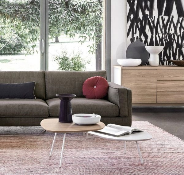 Một mẫu bàn cà phê nhỏ xinh, độc đáo mà bạn có thể lựa chọn.