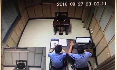 Vo bau lam gai mai dam de tra thu chong