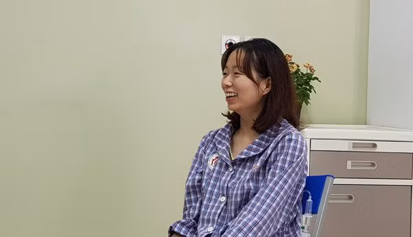 Tinh than song lac quan cua co giao 24 tuoi bi benh ung thu