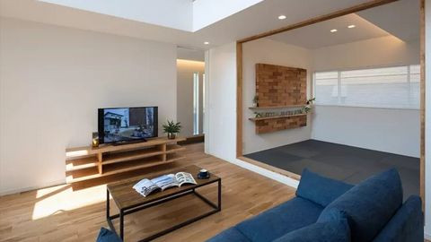 10. Kệ gỗ giản dị hiện đại cho không gian nội thất tối giản Kệ gỗ nhiều ngăn với thiết kế làm mới từ những thiết kế tủ kệ truyền thống. Phù hợp với không gian nội thất phòng khách tối giản, hiện đại, Rustic.