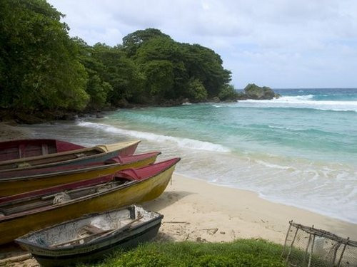 Jamaica, một trung tâm du lịch thuộc biển Caribbean cũng có mặt trong top các quốc gia du lịch giá rẻ. Mặc dù các điểm tham quan ở Jamaica không “hoành tráng” bằng những quốc gia khác trong danh sách, điểm mạnh của điểm đến nằm ở các bãi biển và cuộc sống về đêm.