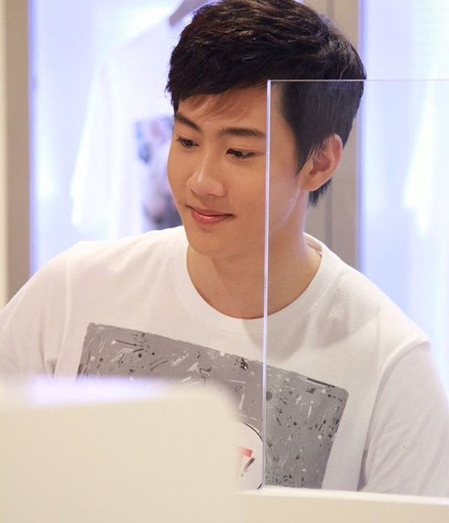 Mỹ nam 20 tuổi Captain Chonlathorn.