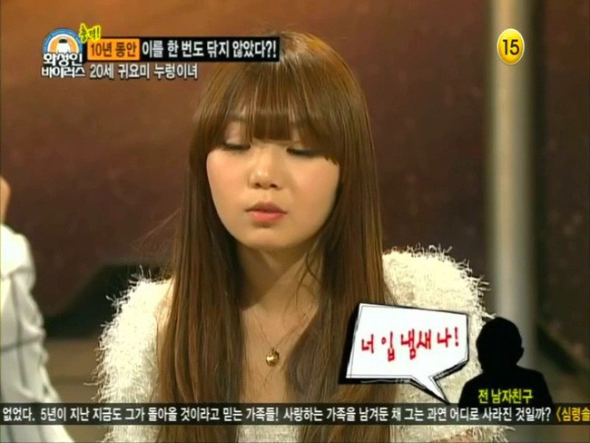 Gai tre Han Quoc gay soc voi thoi quen 10 nam khong danh rang